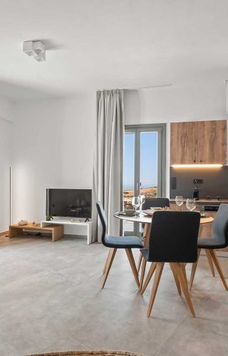 &Alpha;&Pi;&Omicron;&Lambda;&Lambda;&Omega;&Nu;-(40)